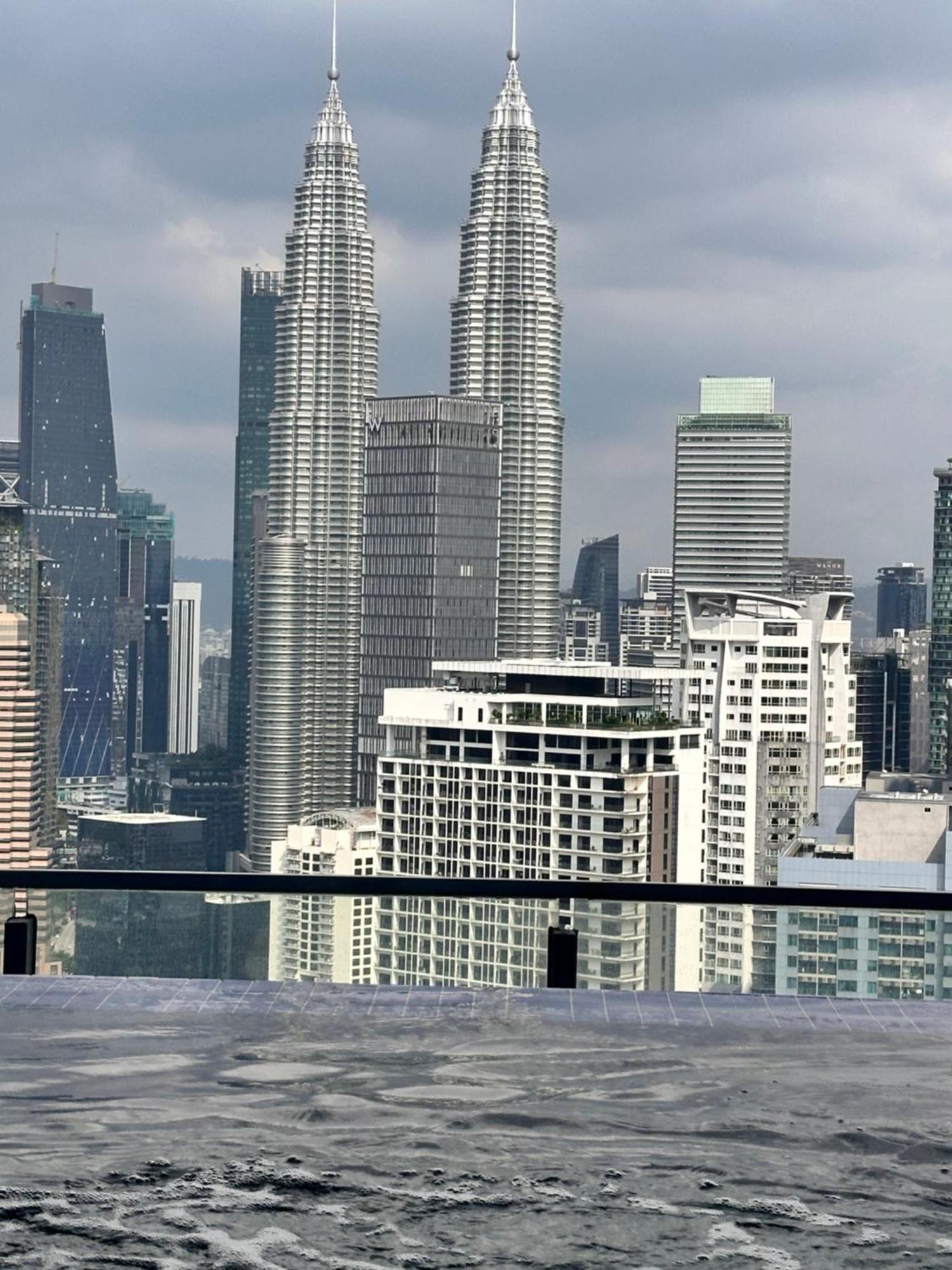 The Luxe Infinitum Klcc By Kl Malaysia Apartment กัวลาลัมเปอร์ ภายนอก รูปภาพ