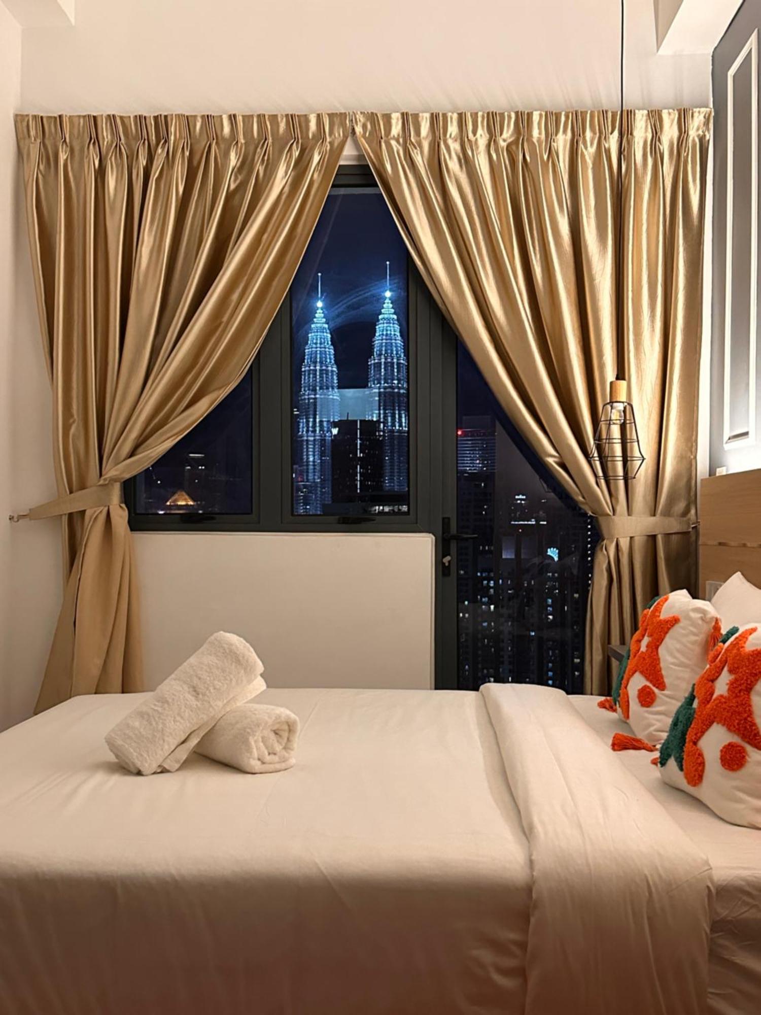 The Luxe Infinitum Klcc By Kl Malaysia Apartment กัวลาลัมเปอร์ ภายนอก รูปภาพ