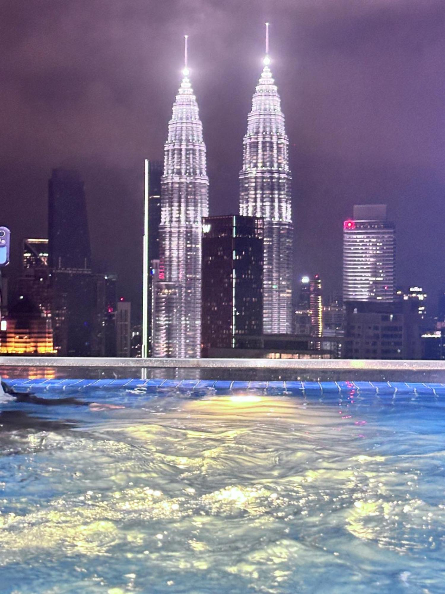 The Luxe Infinitum Klcc By Kl Malaysia Apartment กัวลาลัมเปอร์ ภายนอก รูปภาพ